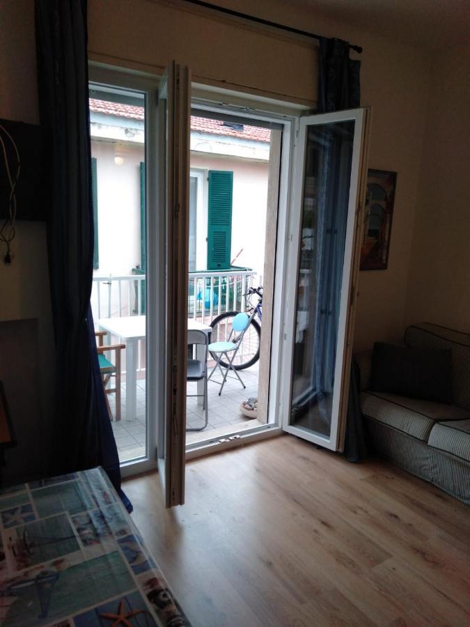 Azzurra Casa Vacanza Ventimiglia Bagian luar foto