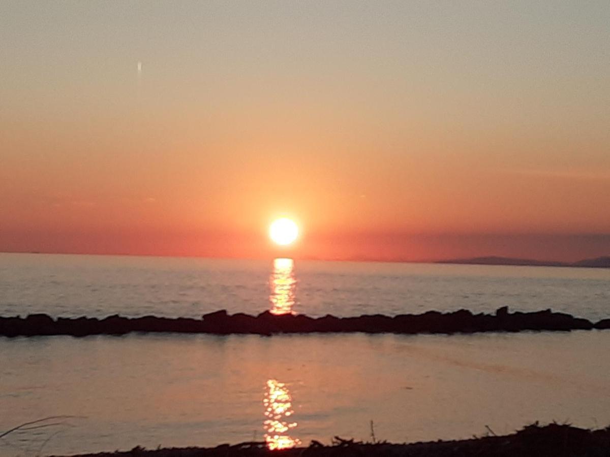 Azzurra Casa Vacanza Ventimiglia Bagian luar foto